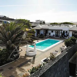 Séjour chez l'habitant Oasis Surf House, Soo